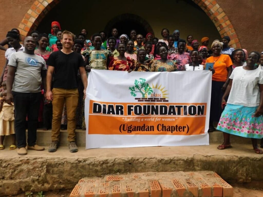 Women - Diar foundation
